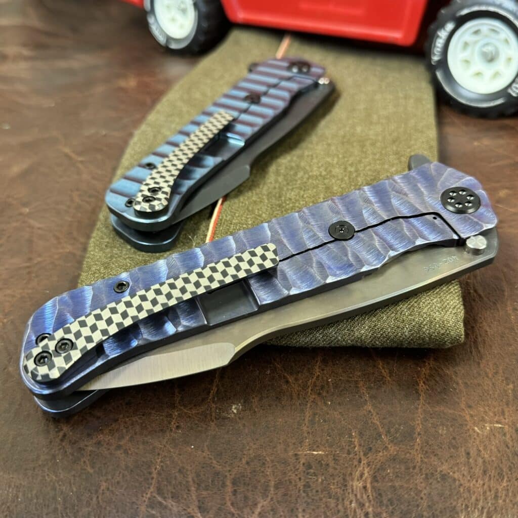 Azkickr Medford Knife & Tool Gigantes Pair