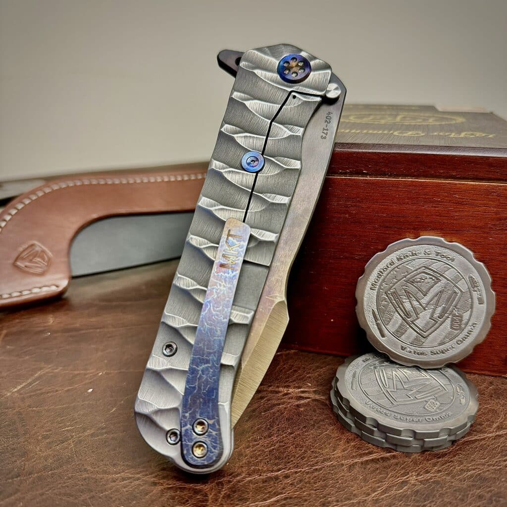 Flamed Clip Gigantes with Predator Sculpting