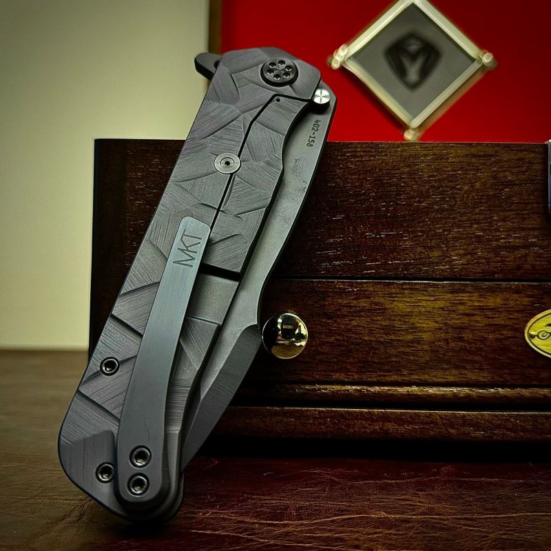 Stained Glass Spring Side of Medford Gigantes Knife