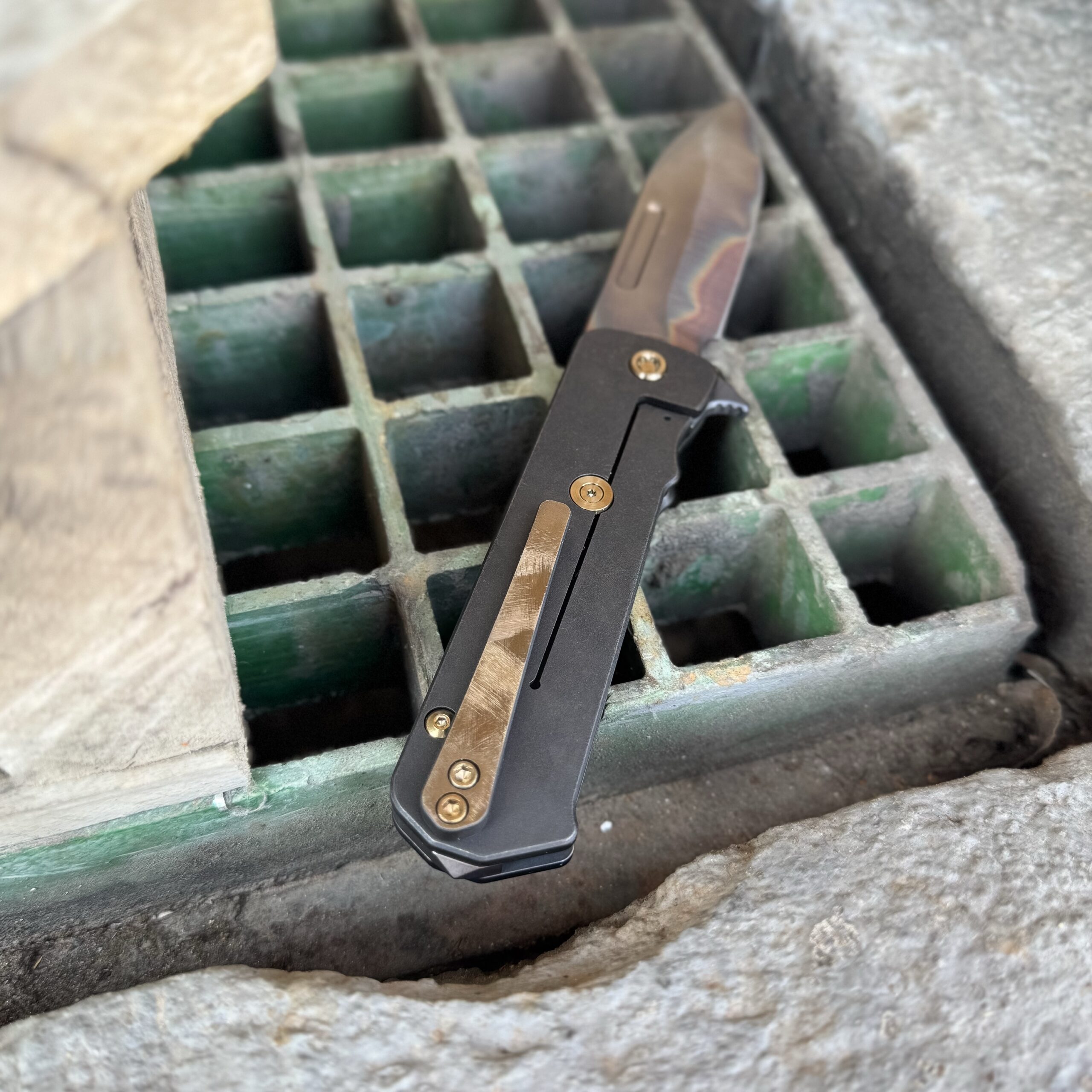 Distressed Black and Bronze Vulcan TFF-4 photo 3