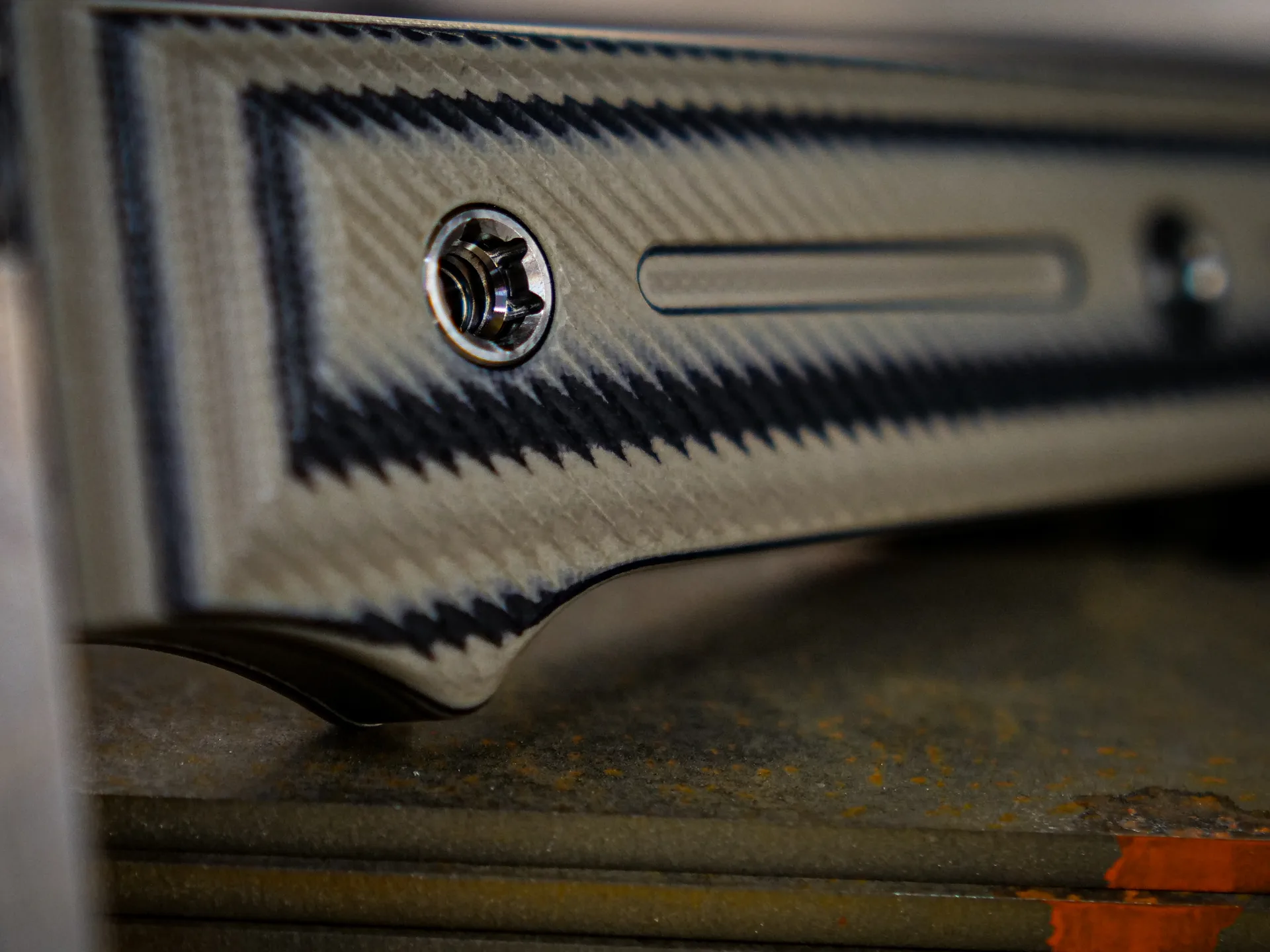 G10 Handles