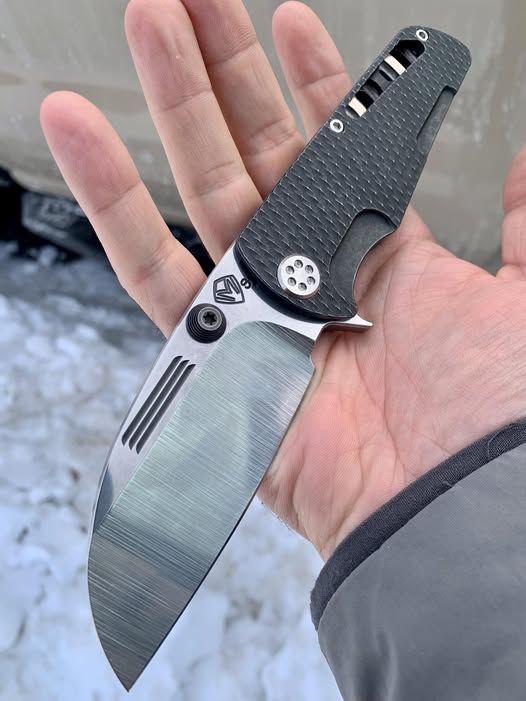 BC-1 Black Card Knife — photo by Bob Weick
