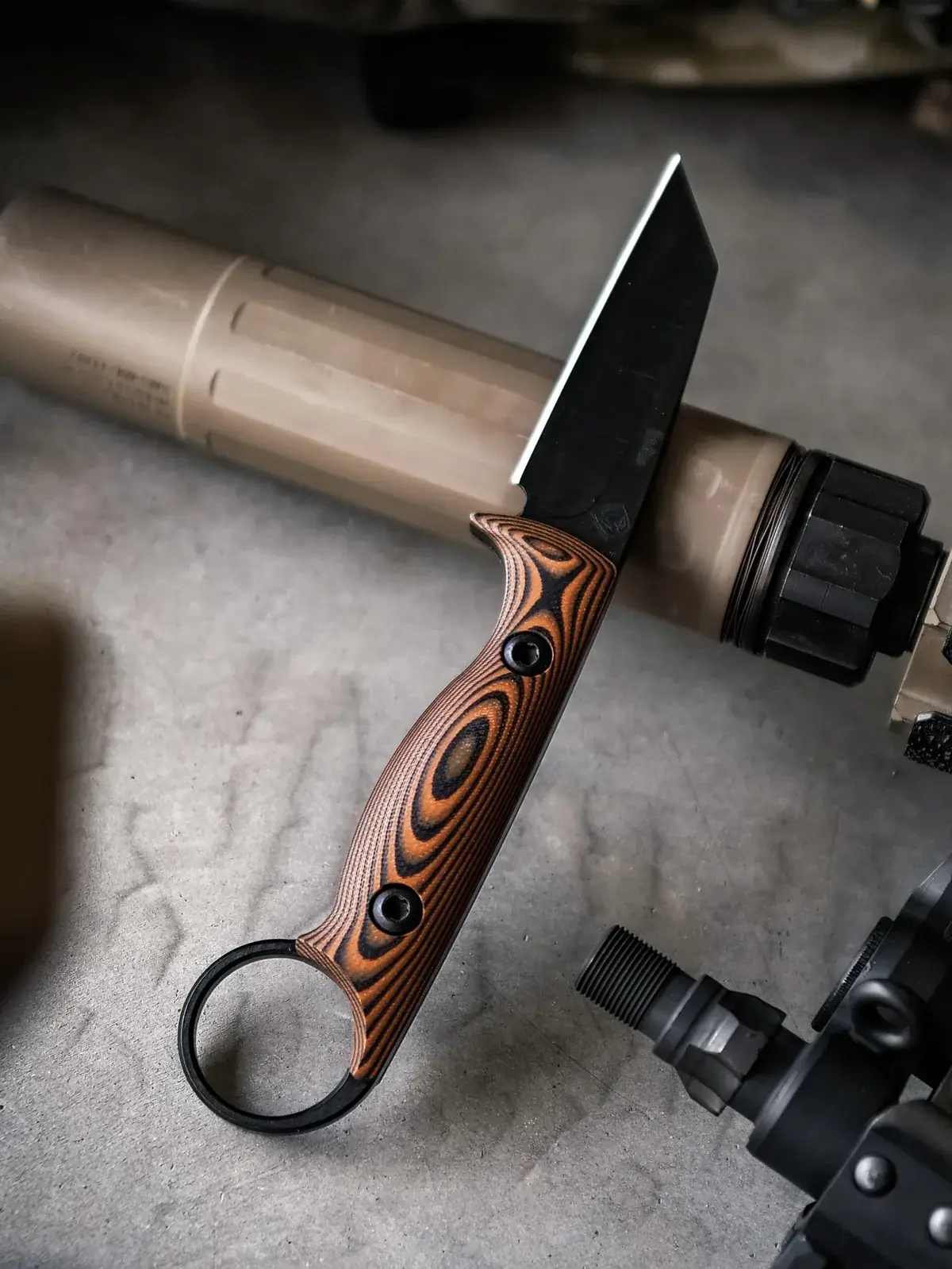 Taskmaster Wharncliffe Orange and Black