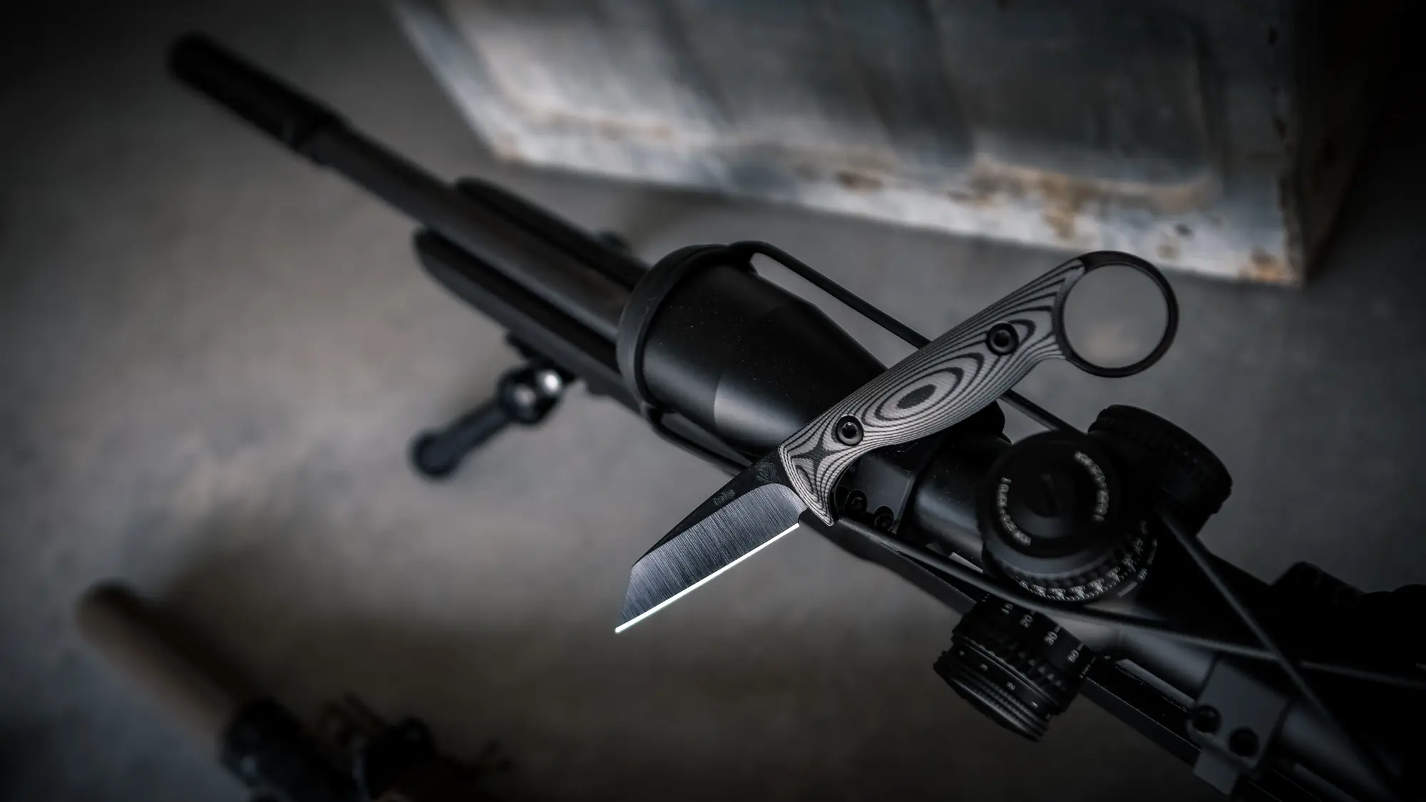 Taskmaster Wharncliffe — blue handles on a working truck
